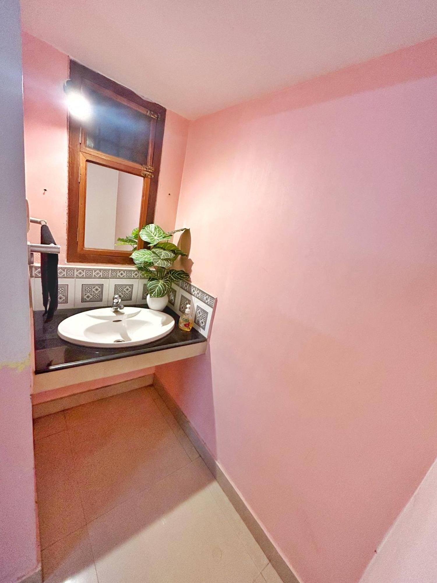 La Casa Trivandrum 4 Bhk Ac Luxury Villa At City Centre, Just 6 Kms To Airport Thiruvananthapuram Екстериор снимка