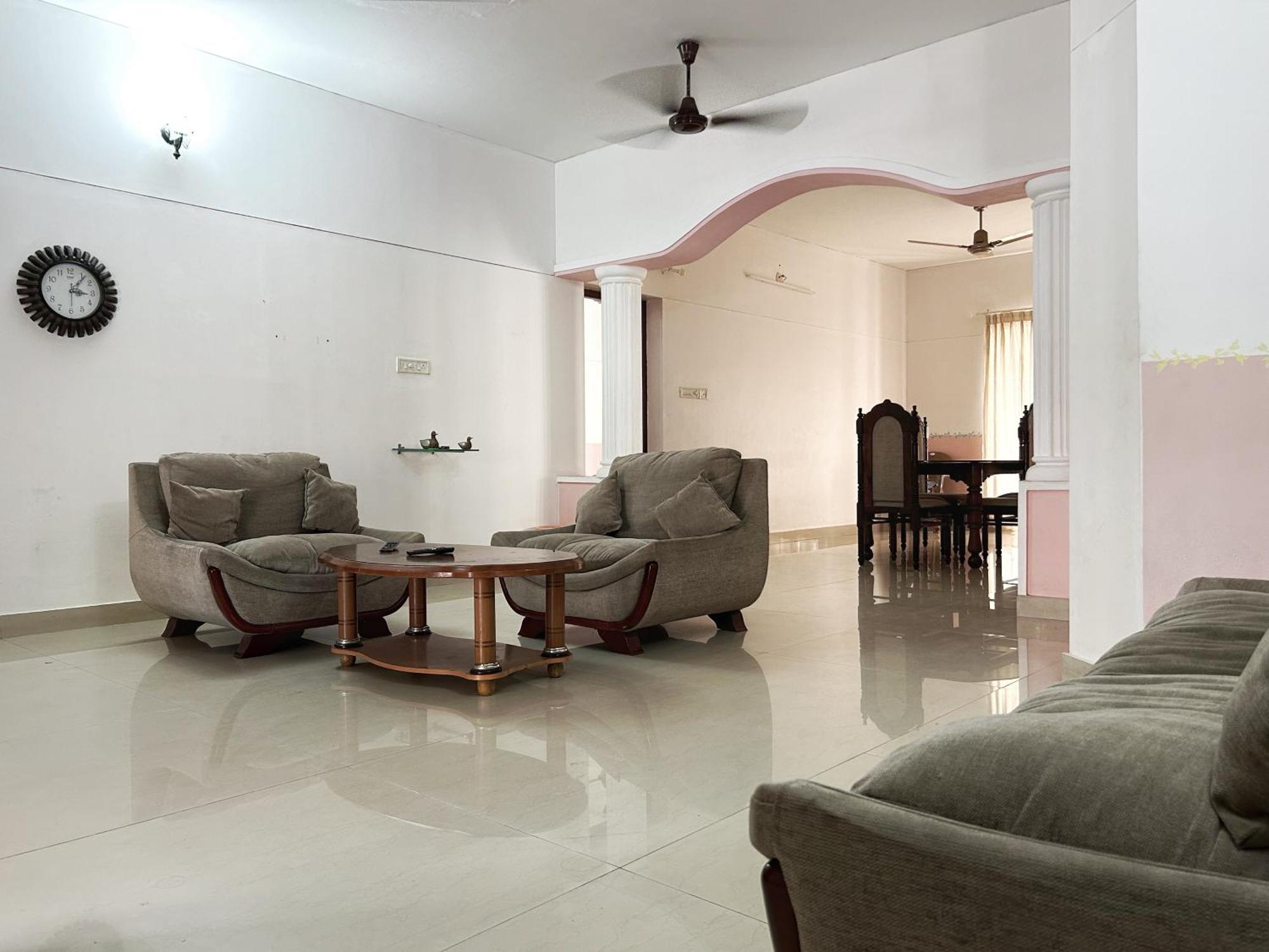 La Casa Trivandrum 4 Bhk Ac Luxury Villa At City Centre, Just 6 Kms To Airport Thiruvananthapuram Екстериор снимка