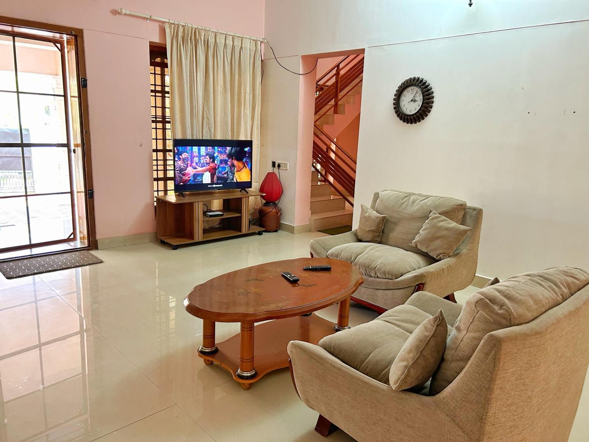 La Casa Trivandrum 4 Bhk Ac Luxury Villa At City Centre, Just 6 Kms To Airport Thiruvananthapuram Екстериор снимка